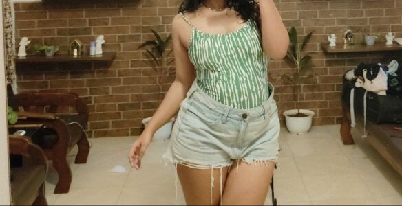 Ayeshaaa_36 Public Pic 5