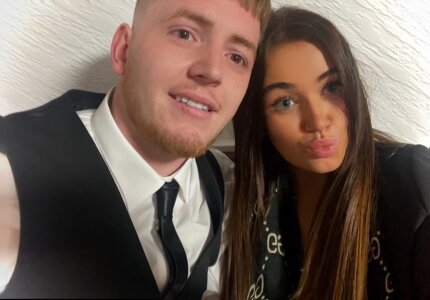 Girlonboy25 Public Pic 3