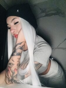 cuteezoe 🤍🤍🤍🤍 Pic