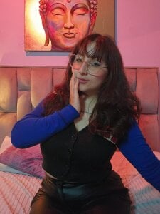 Maddie-LesYoux Devil of pleasure Hình 3