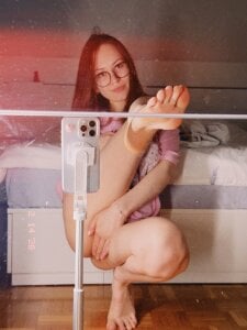 Eva_kinkystudent 🍓🍓 Pic 3