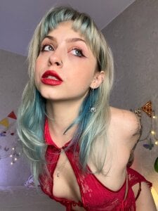 How do you like me in this image? de lavenderluxe  2 photos