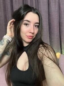 Curious_Lily Follow me Pic 7