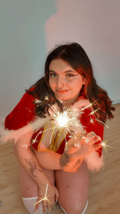 Sachi_Meow Christmas Girl Pic 2