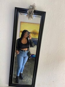 CurlyAliccia_ New Pic 9