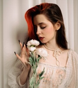 Orianna_Kokkinos White . fénykép