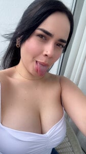 GeorginaJones Public Immagine  2