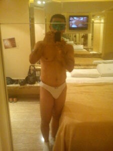 Elcaliente35のNeftaly 1の枚の写真