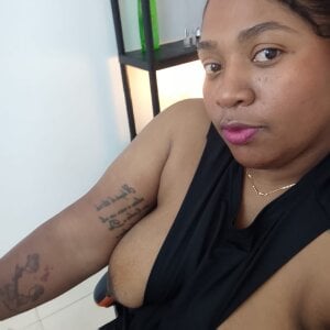 Megan-Small fun friday slika