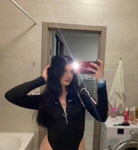 Neyla_Charm . зображення