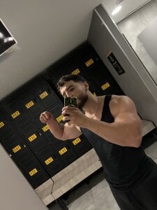 bradley_martinez kullanıcısının Gym Andrew albümü -  5 fotoğraf