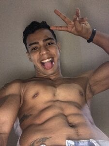 Andrew_wolf7 Public Pic 9