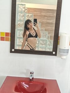 Ashly_pinkxx Hi, I'm Ashly❤️ Kuva 4