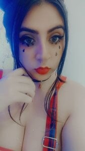 Gabriela_1x Public Pic