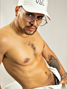 LucasGaeel Hot in white Pic