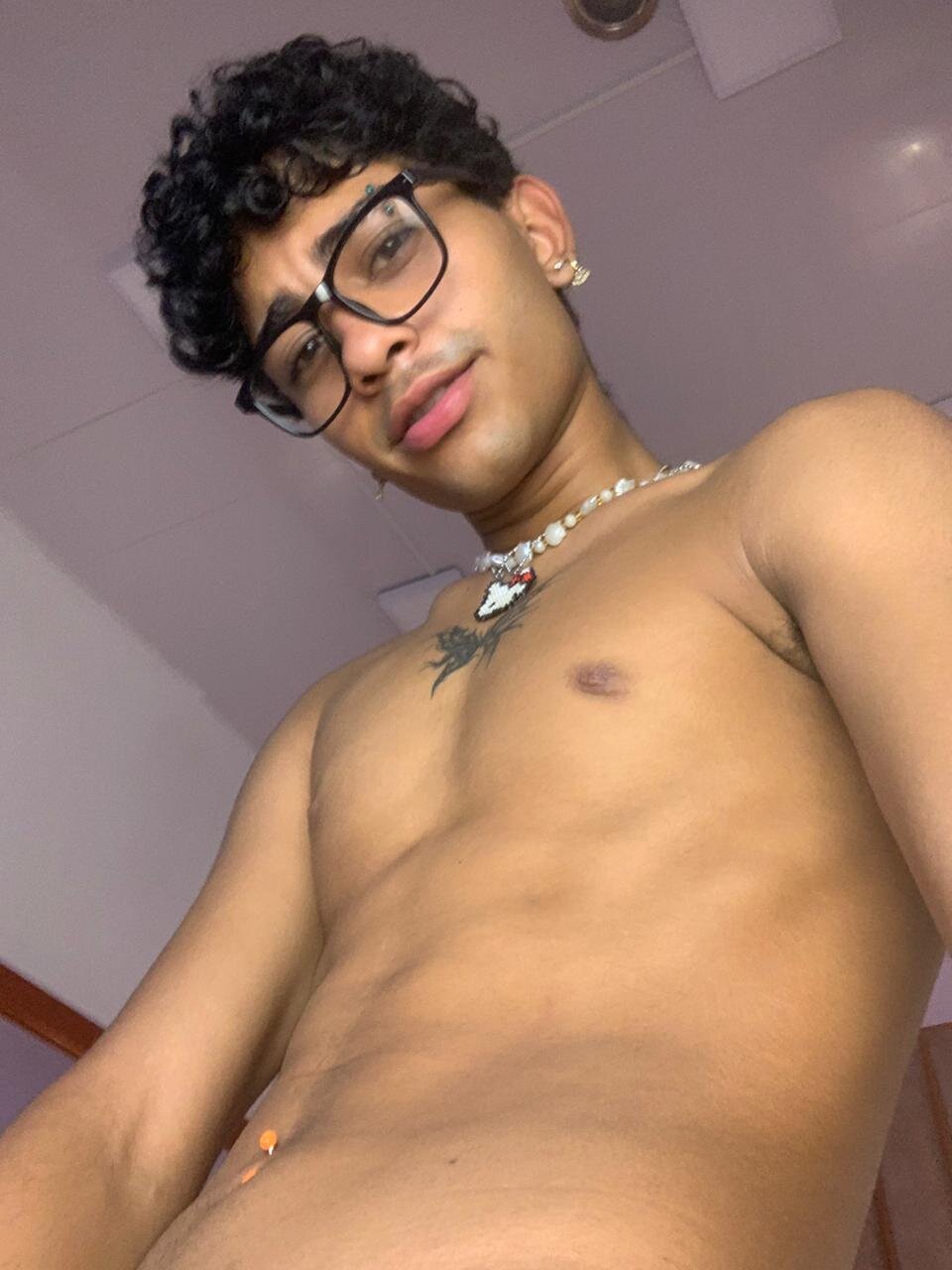 Mike_thomsonn immagine di tendenza 9890