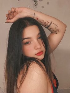 Public de mia_castillovg  2 Imagens