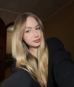 DelilaRicIeyPublic Bild