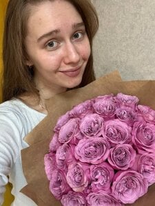 ArianaSweazy flowers Pic 3