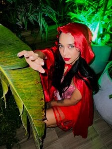 AmaliaCrus Little red riding hood♥ Pic