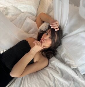 MaryJane-'s lying in your bed🤍 Sex Photo 2