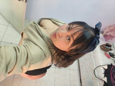 Astrid1_s: Public ( фото)