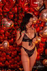 sofiaalarson LET YOURSELF BE SEDUCED BY ME! slika 8