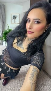 Roxanne_vale Public Pic 4