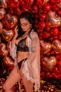 sofiaalarson LET YOURSELF BE SEDUCED BY ME! slika 4