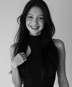 Jane_Calman Velvet & Champagne Pic