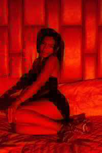 Come_for_this Red doesn't ask for permission🍒👠 Pic 2