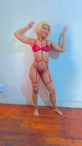 sexy-pettite Hello daddies 😘 XXX-Foto 8
