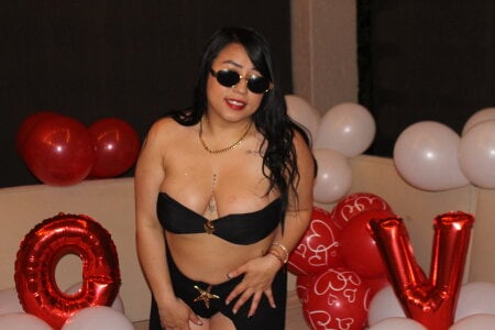 leila_lewis's HI Sex Photo 1