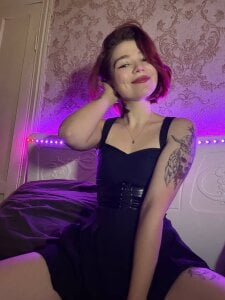 LaurynGeisinger Public Hình 3