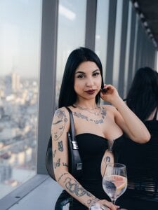 Sasha-Bloom ✨CHEERS WITH ME BABY?🫦 사진 2