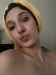 miaumiau_Mia Public Pic