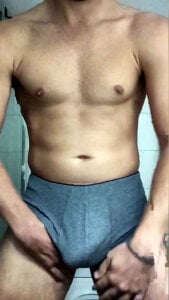 Public od YoungforOld32  3 snímek