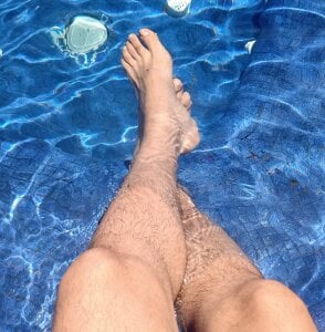 BushBator Daddy's Naughty Feet Worship 🦶🐻 #FootFetish #DaddySoles 照片