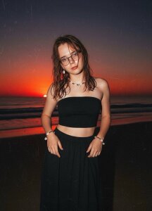 ZulaDungy Public Pic 4