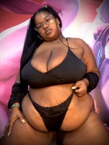 RenataFoxter sweet brunette Pic 2