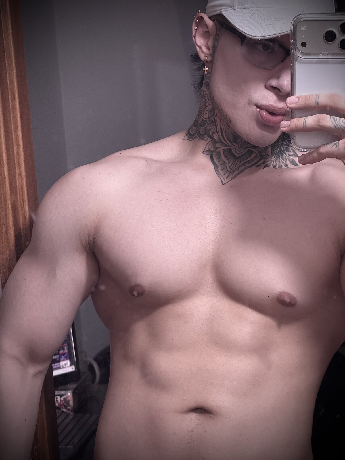 DennisWalkerrさんのトレンドな 4843枚の写真