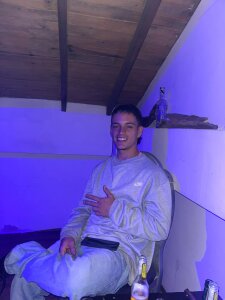 zeus67wrer Public Pic 2