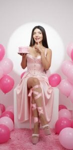 LisaLain Hi💜honney  5টি ছবি