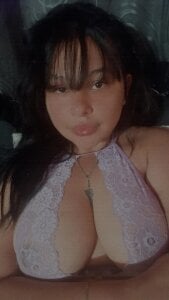 latina_horny_doll hi Pic