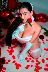 HatsaJones Lost in love 💗 Hình 7