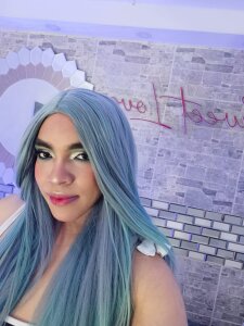 Hilary_deluxxx queen blue Pic 3