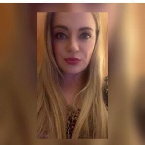 Piper_Milf_36 Public  7 টি ছবি