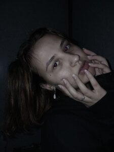 BloodyLisss Public Pic