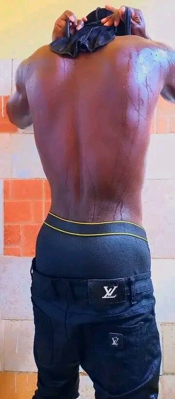 dickcurved38 님의 트렌드 중인 사진  3283개