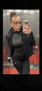 NicolFox Public  5টি ছবি